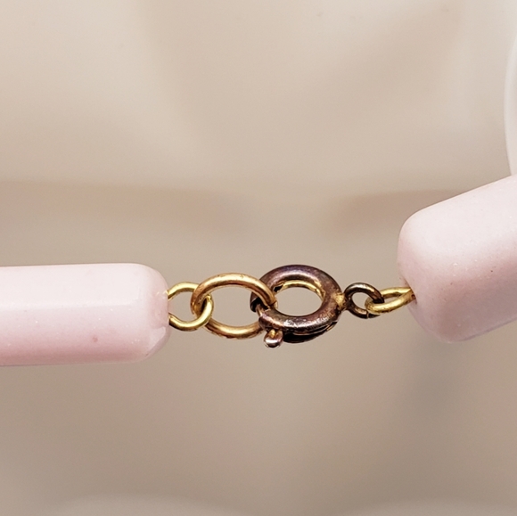 Pastel Lavender 9.5" Chicklet Solid Glass Tile Link Necklace - Picture 5 of 8